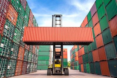 Lý do tại sao Việt Nam không sản xuất container