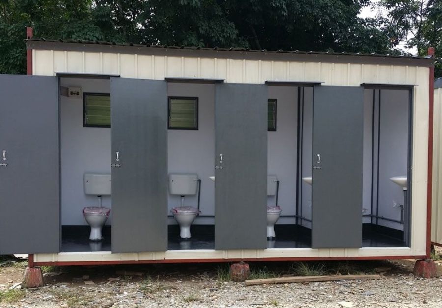 Container nhà vệ sinh làm từ vỏ container lạnh tiện lợi 3