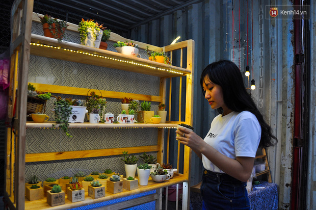 Khu chợ làm bằng container đẹp lộng lẫy giữa lòng Sài Gòn - Ảnh 11